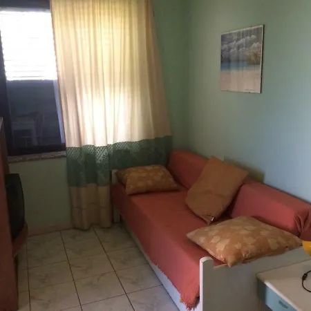 Dacapo Apartment *